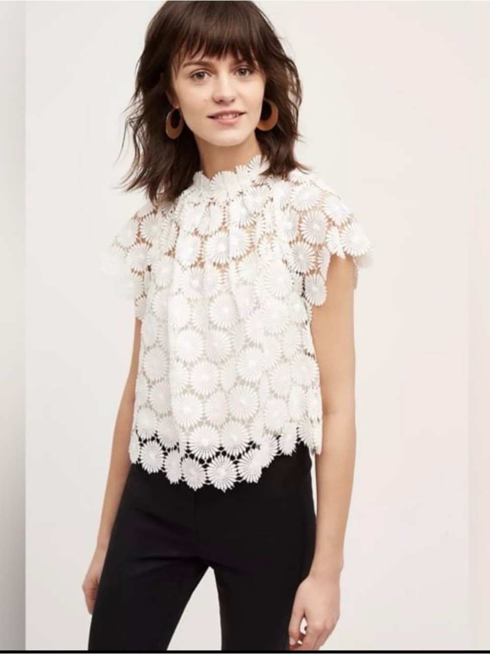 Maeve MP Daisy top White Floral Lace Cap Sleeve Top